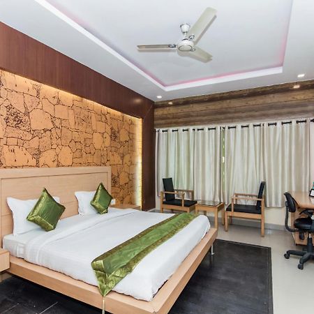 Hotel Citi Club à Kanpur Extérieur photo