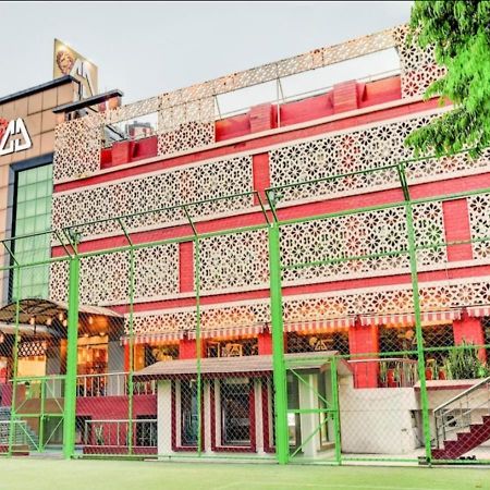 Hotel Citi Club à Kanpur Extérieur photo