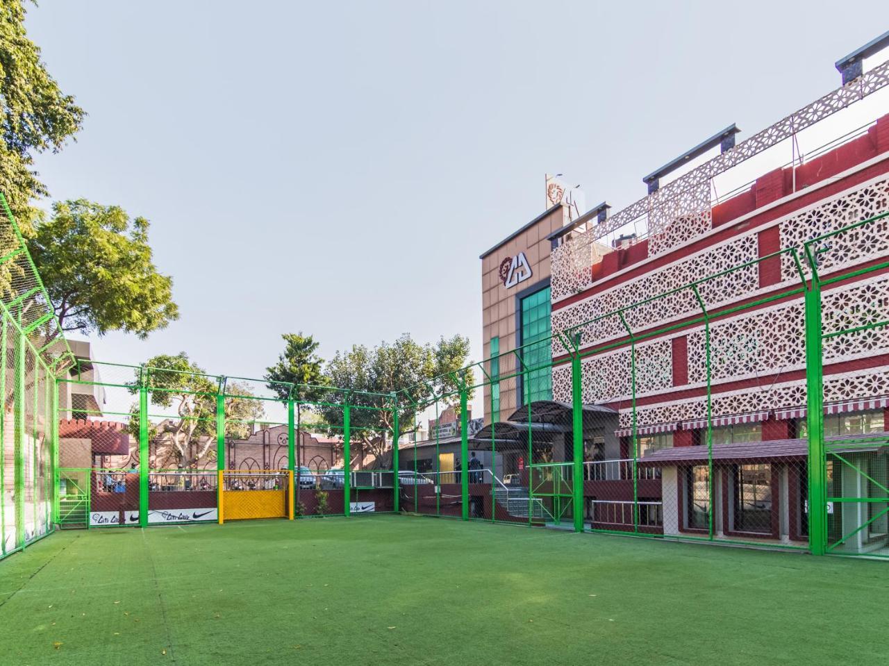 Hotel Citi Club à Kanpur Extérieur photo