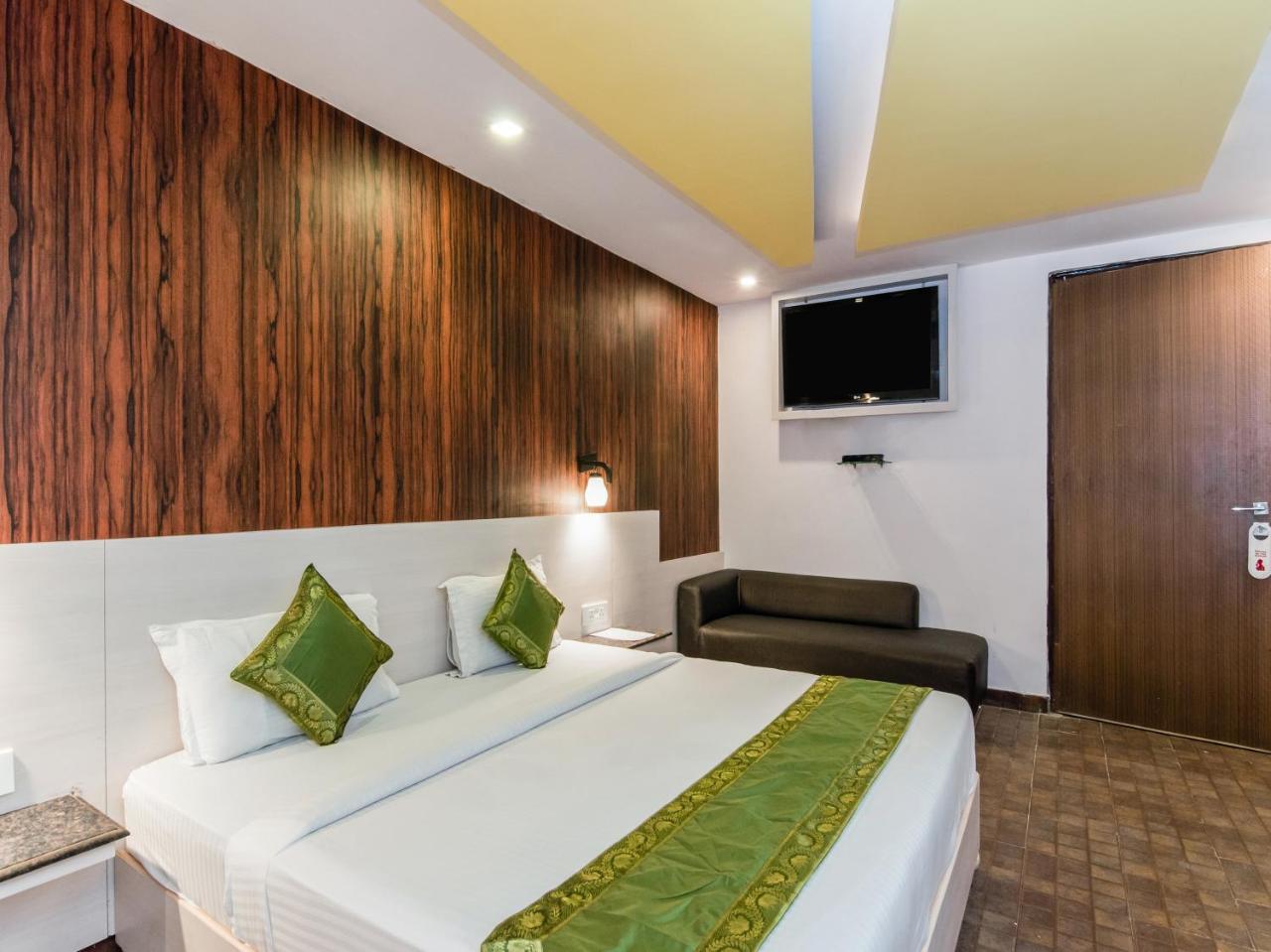 Hotel Citi Club à Kanpur Extérieur photo