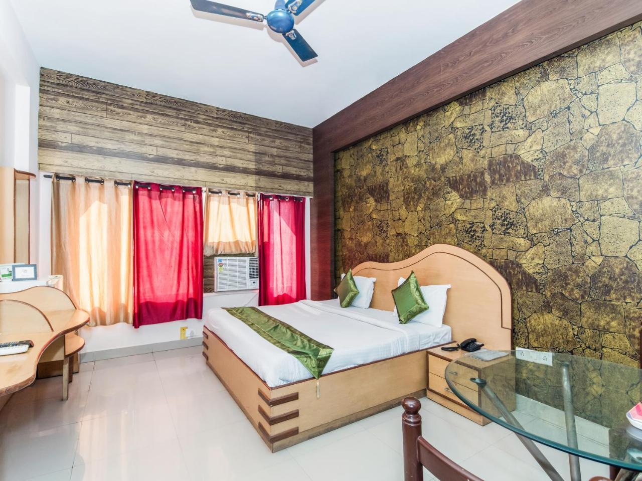 Hotel Citi Club à Kanpur Extérieur photo