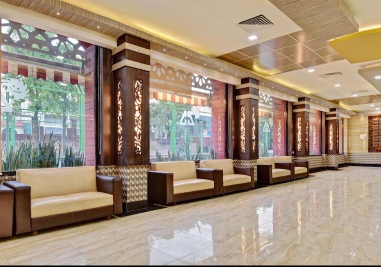 Hotel Citi Club à Kanpur Extérieur photo