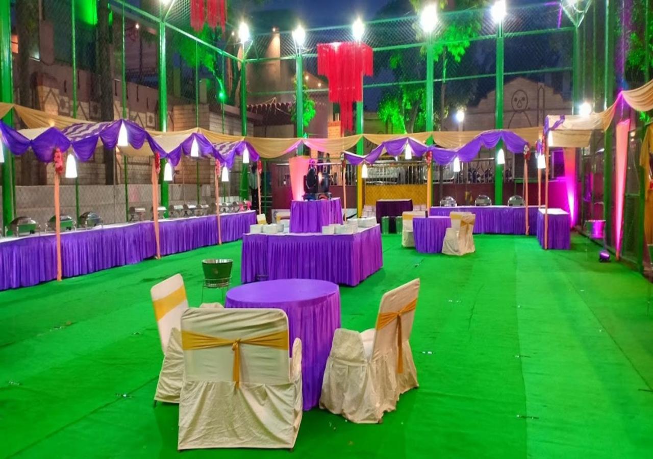 Hotel Citi Club à Kanpur Extérieur photo