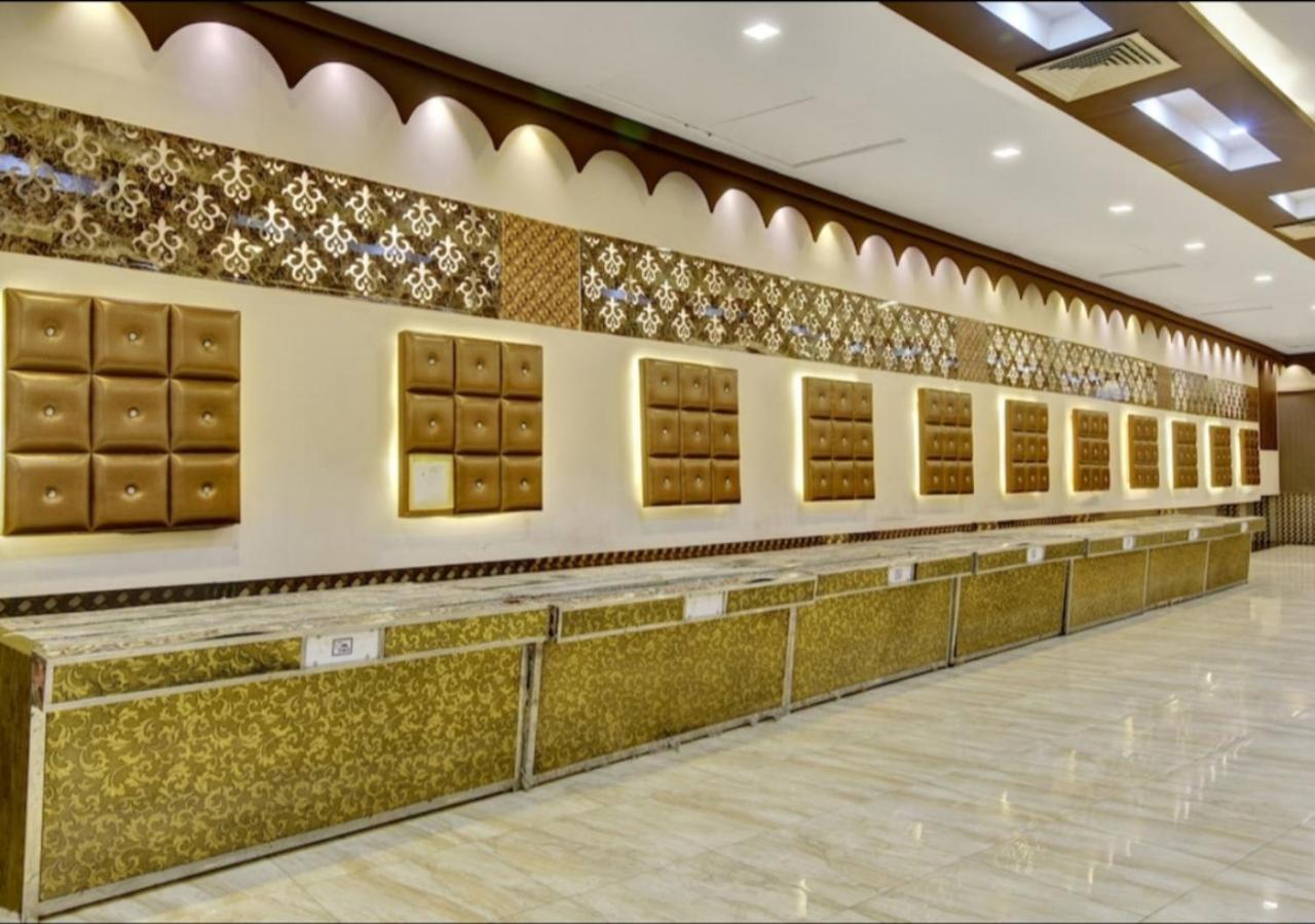 Hotel Citi Club à Kanpur Extérieur photo