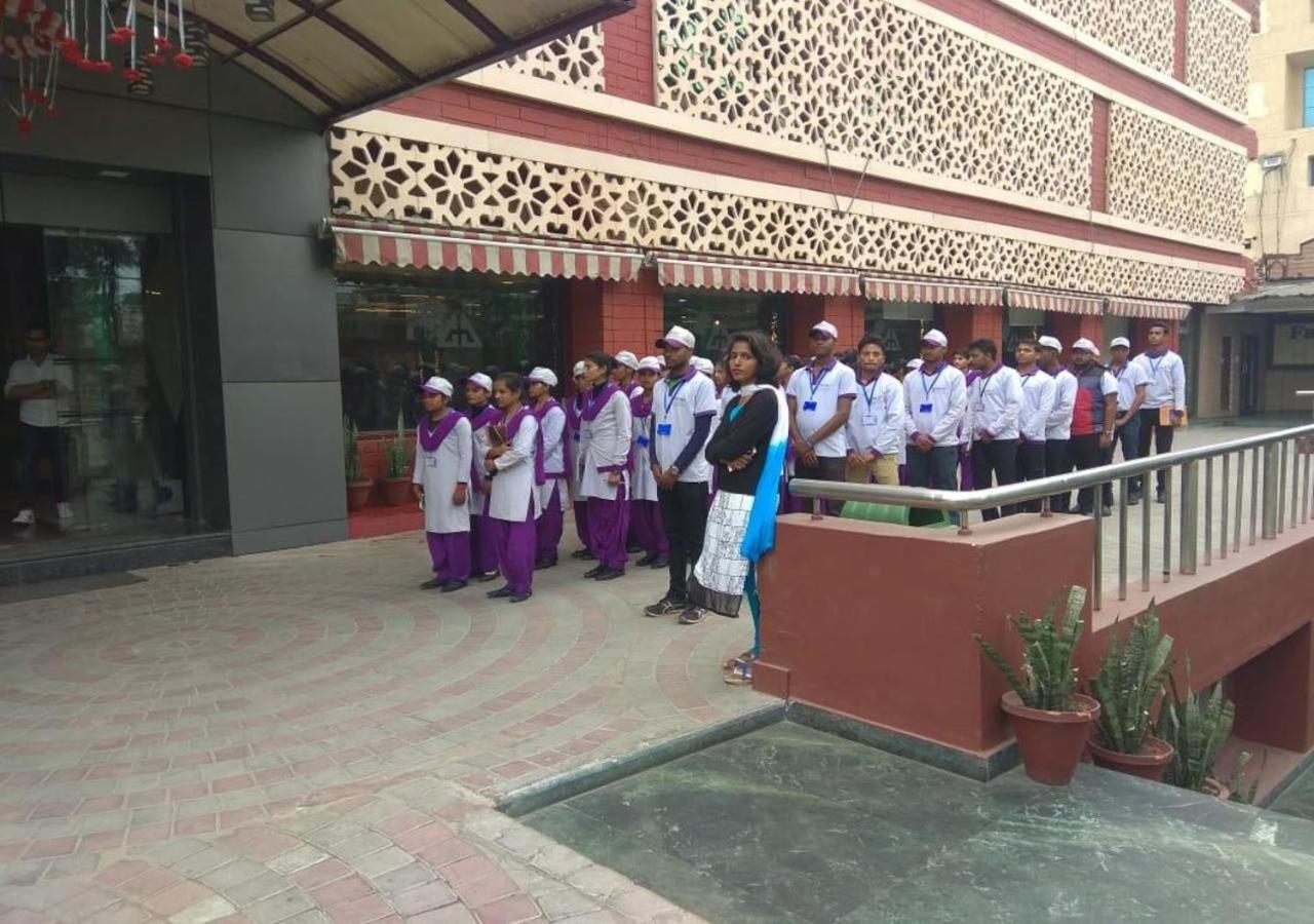Hotel Citi Club à Kanpur Extérieur photo